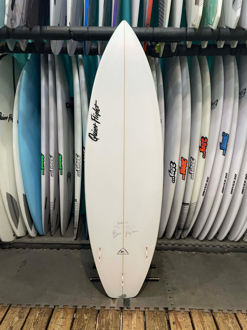 5'10 QUIET FLIGHT VANDAL SURFBOARD (62179)