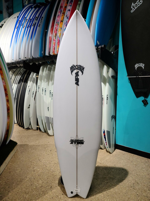 5'11 LOST SUB SCORCHER STING SURFBOARD (253327R) 5'11 LOST SUB SCORCHER STING SURFBOARD (253327R)