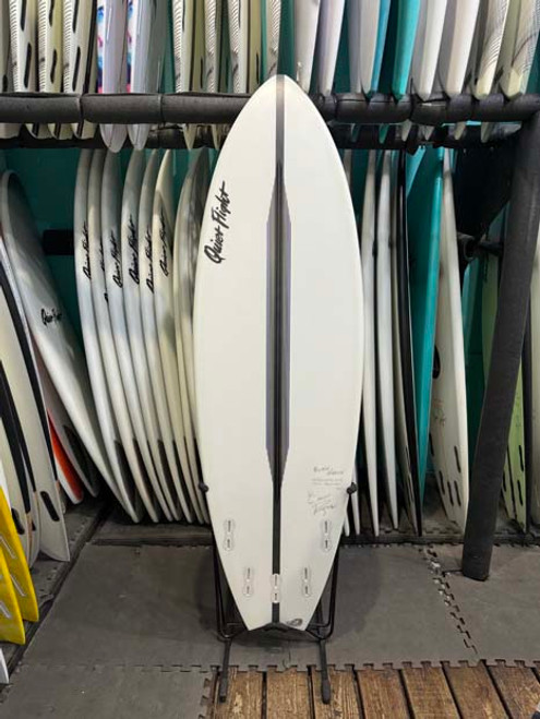5'10 QUIET FLIGHT BLACK MARLIN SURFBOARD (62088)