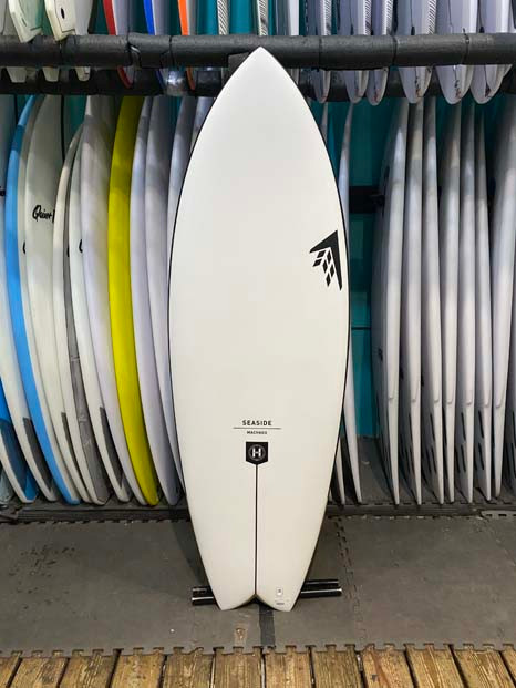 5'8 FIREWIRE SEASIDE HELIUM SURFBOARD (0234075)