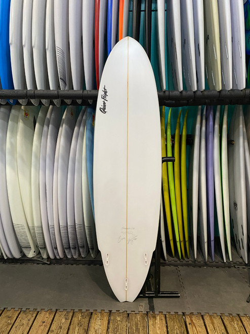 7'4 QUIET FLIGHT STINGFISH SURFBOARD (62707)