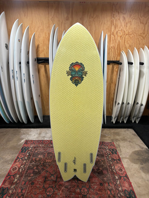 Lost Round Nose Fish Retro