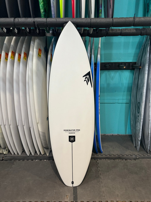 5'8 FIREWIRE DOMINATOR 2.0 HELIUM SURFBOARD (6247763) 5'8 FIREWIRE DOMINATOR 2.0 HELIUM SURFBOARD (6247763)