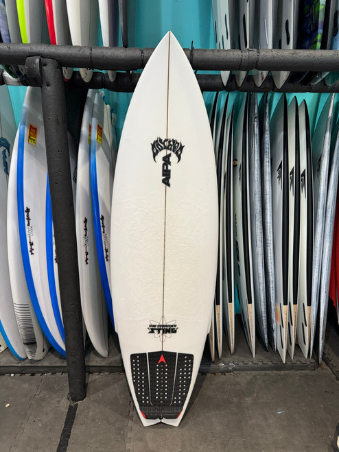 5'11 LOST SUB SCORCHER STING USED SURFBOARD (251063) 5'11 LOST SUB SCORCHER STING USED SURFBOARD (251063)