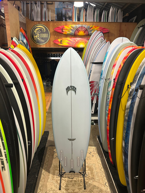 5'7 LOST PISCES SURFBOARD (282775)
