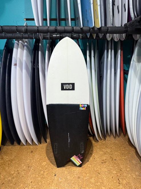 5'5 VOID FISH USED SURFBOARD (199210)