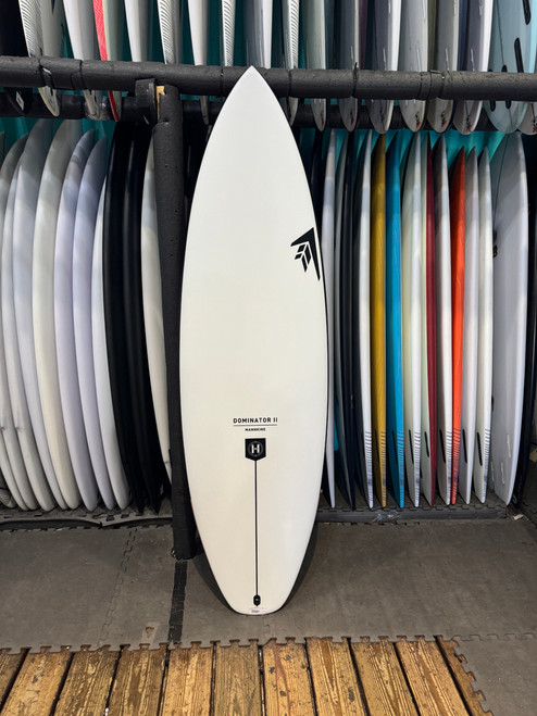 5'10 FIREWIRE DOMINATOR 2.0 HELIUM SURFBOARD (0251244)