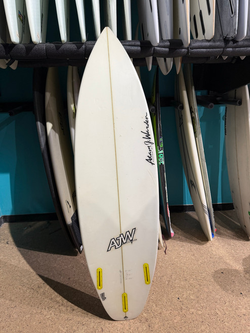 5'10 AJW SCREAMER USED SURFBOARD (121242)