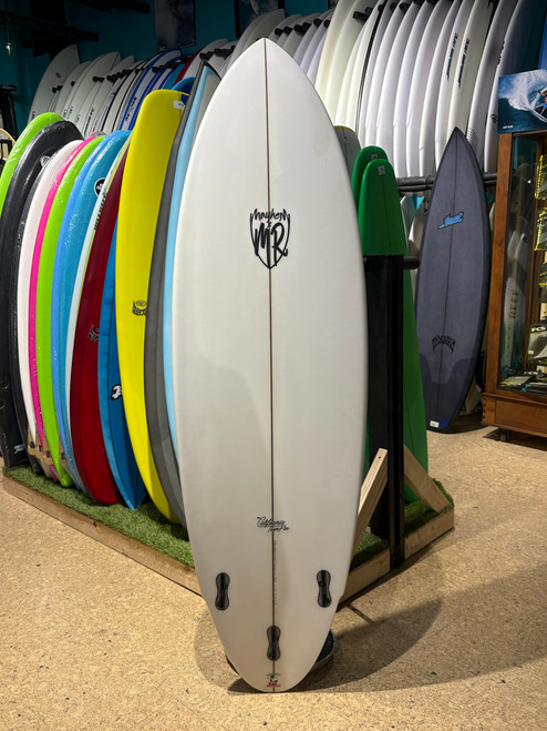 6'1 LOST CALIFORNIA TWIN PIN SURFBOARD- Catalyst