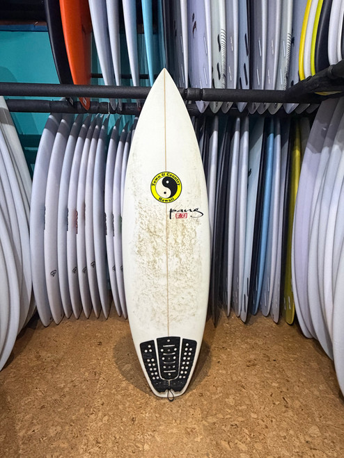 5'10 T&C PANG USED SURFBOARD (21355)