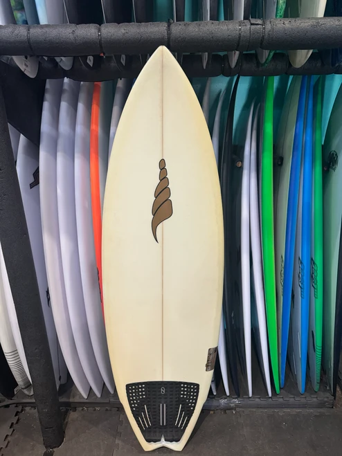 5'7 O'HARA USED SURFBOARD (NO#57OHARA)