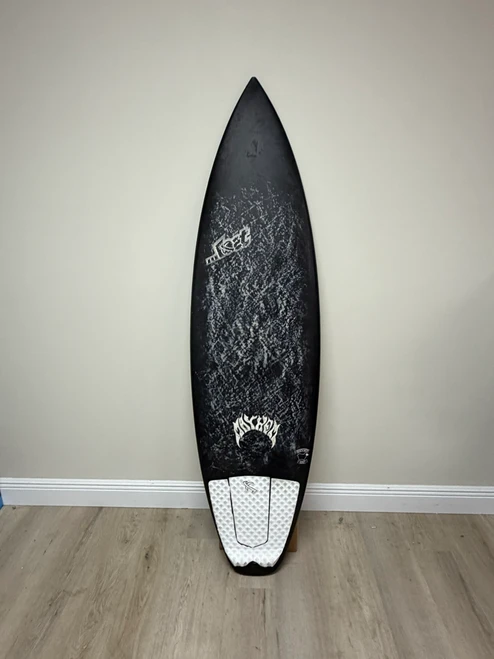 5'9 LOST BLACKSHEEP 3.0 STUB DRIVER USED SURFBOARD (115702)