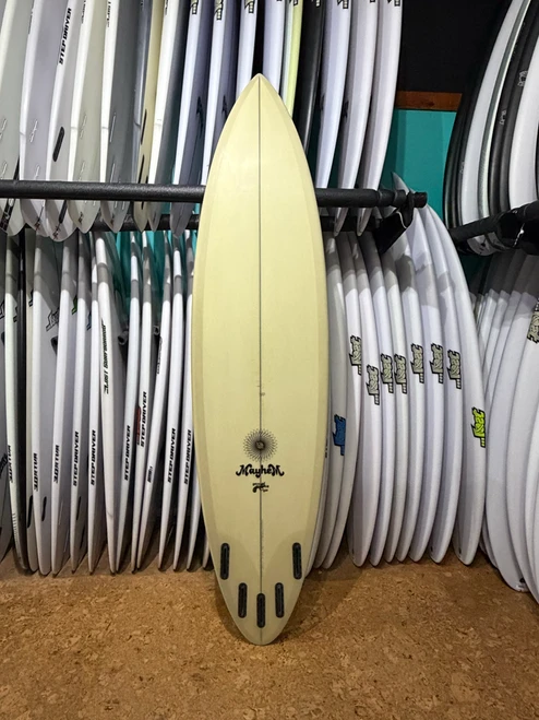 7'4 LOST RETRO GUN USED SURFBOARD (261260)