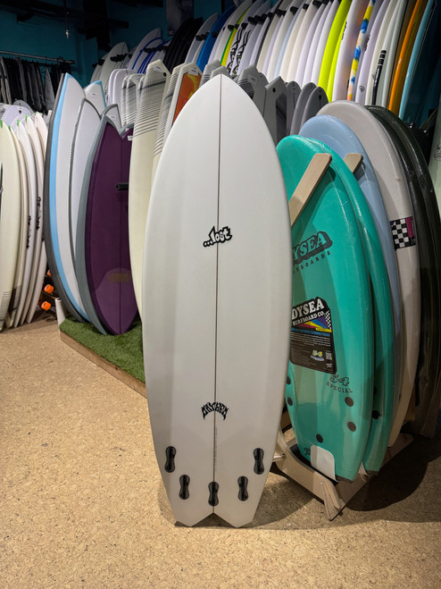 5'6 LOST HYDRA SURFBOARD (236685.)