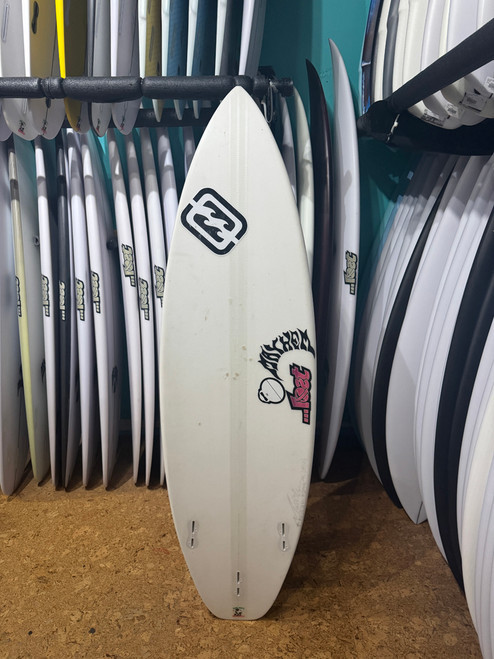 5'7 LOST LIGHTSPEED II 3.0 STUB DRIVER USED SURFBOARD (289043)