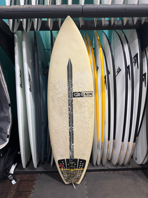 5'9 CRONIN FISH USED SURFBOARD (667422)