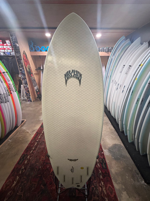 5'6 LOST LIBTECH PISCES SURFBOARD (06102603)