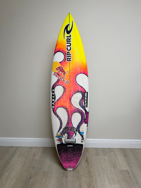 5'6 LOST WHIPLASH ERIN BROOKS USED SURFBOARD (280505)