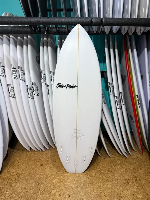 5'8 QUIET FLIGHT ANTI HERO USED SURFBOARD (63421)