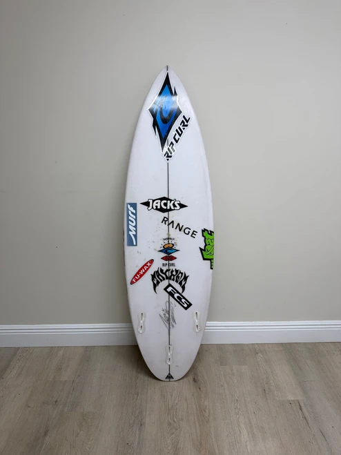 4'9.5 LOST DRIVER 2.0 SQUASH GROM USED SURFBOARD (295033)