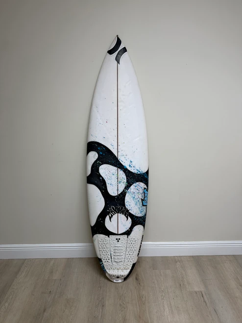5'11 Lost 3.0 Stub Used Surfboard - Poly, 29L