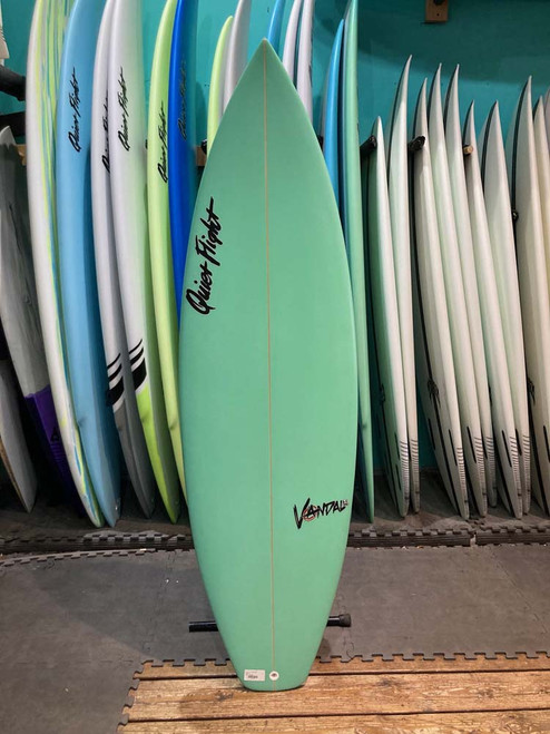 5'7 QUIET FLIGHT VANDAL SURFBOARD (60638)