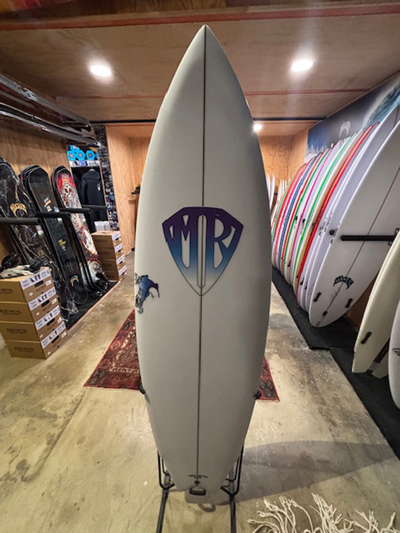 5'6 MARK RICHARDS 1980 RETRO PRO SURFBOARD (288236)