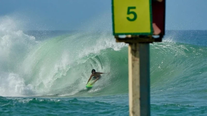 …Lost Pisces surfboard – photo 3