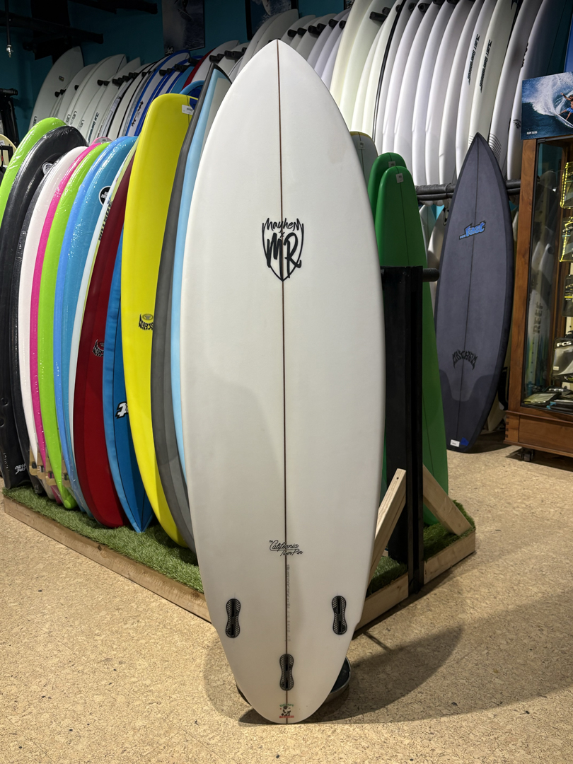 6'1 LOST CALIFORNIA TWIN PIN SURFBOARD- Catalyst