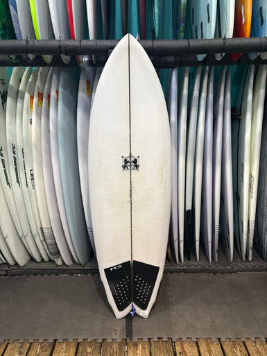 5'10 LARRY MABILE FISH USED SURFBOARD- Catalyst