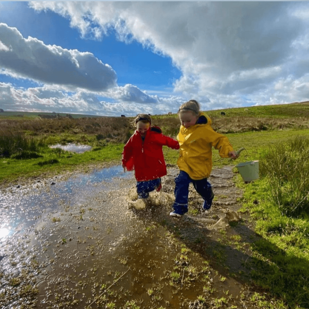 @erynelizabethhuck Spotty Otter UK National Park Ambassador