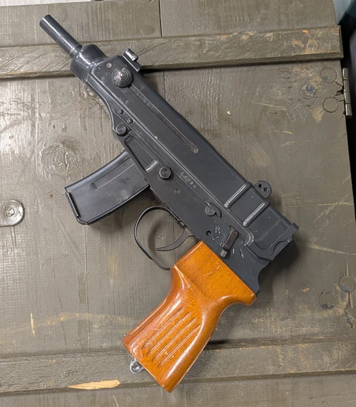 VZ-61
