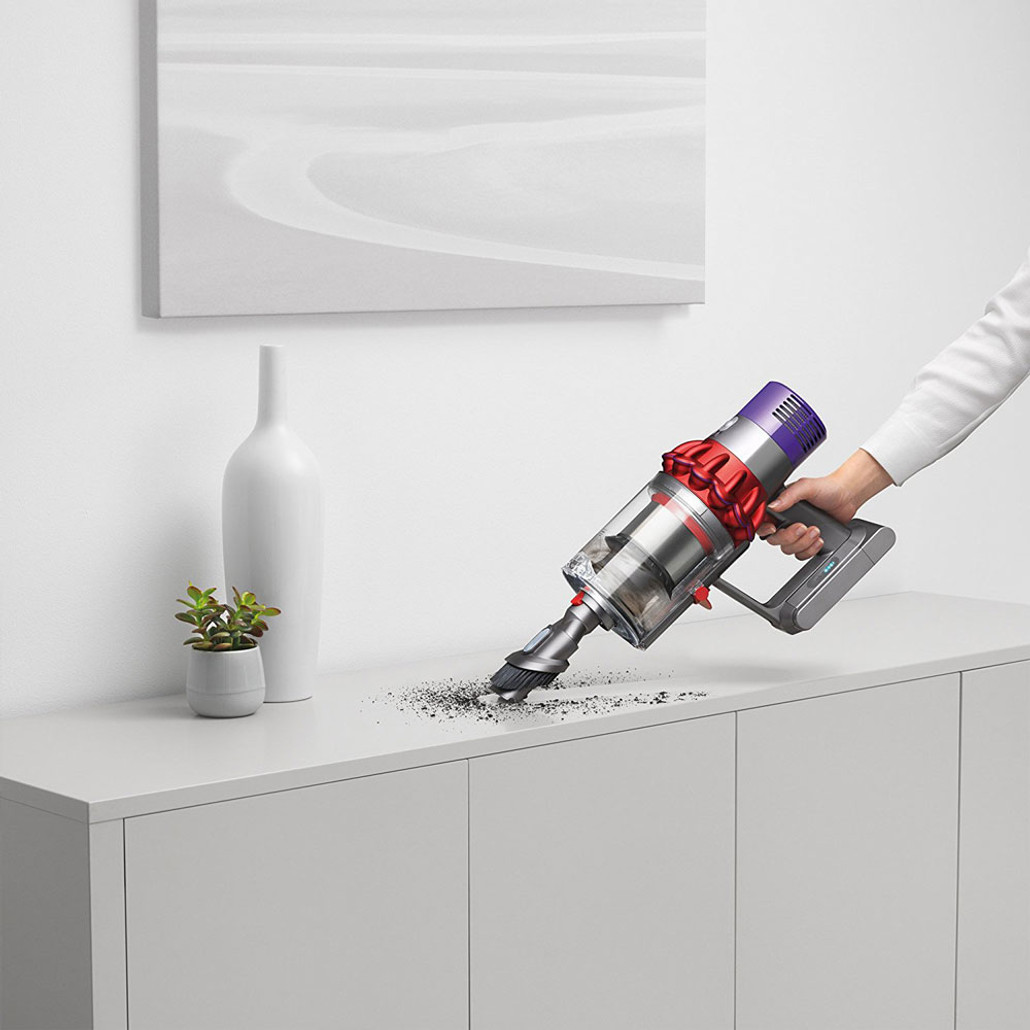 新品未使用 Dyson Cyclone V10 MOTORHEAD Amazon.com - Dyson Cyclone V10 Motorhead Lightweight