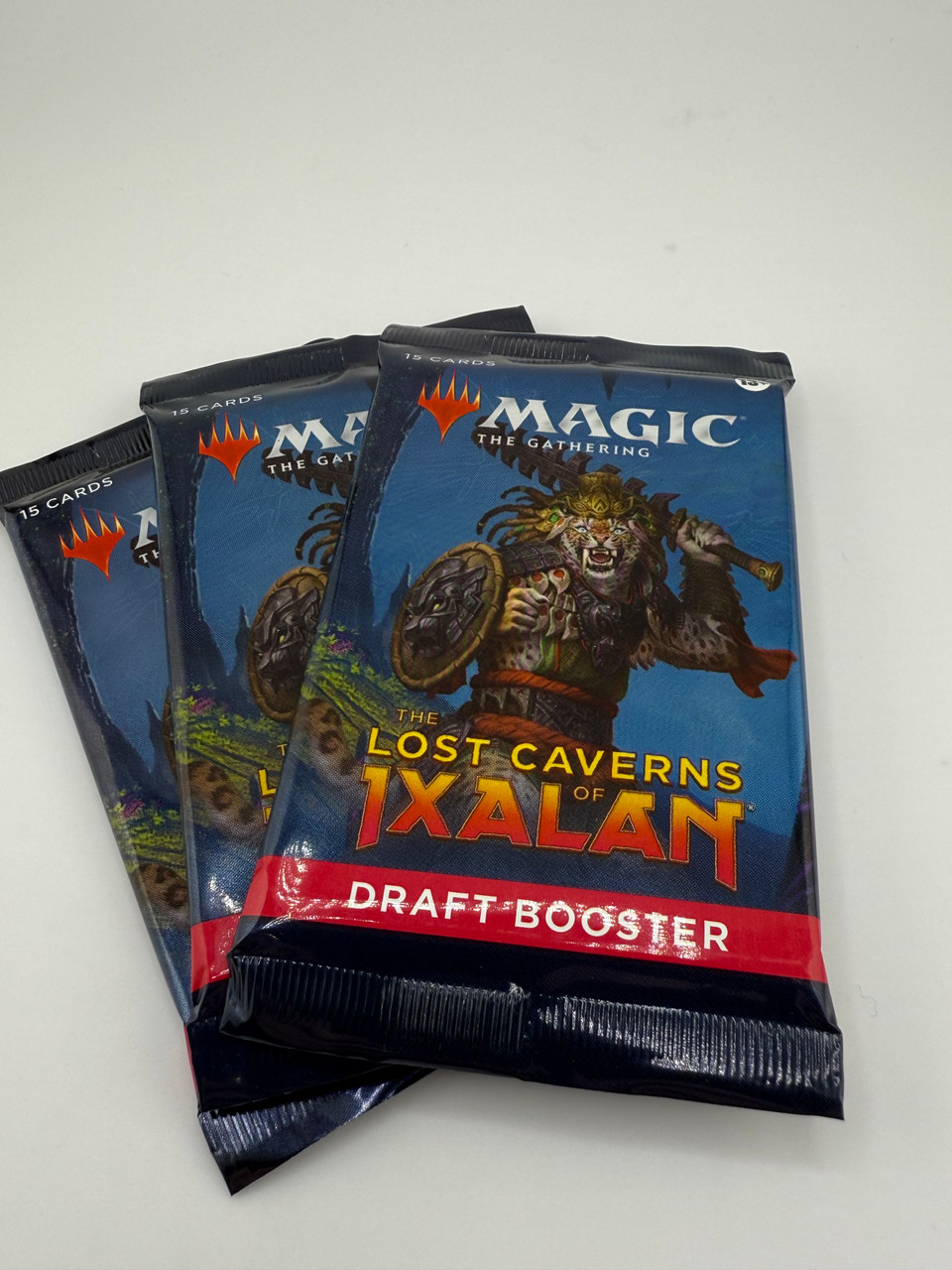 caverns of ixalan draft booster box The Lost Traditional Foil of any rarity replaces a Common in 33% of boosters. The Lost Caverns of Ixalan