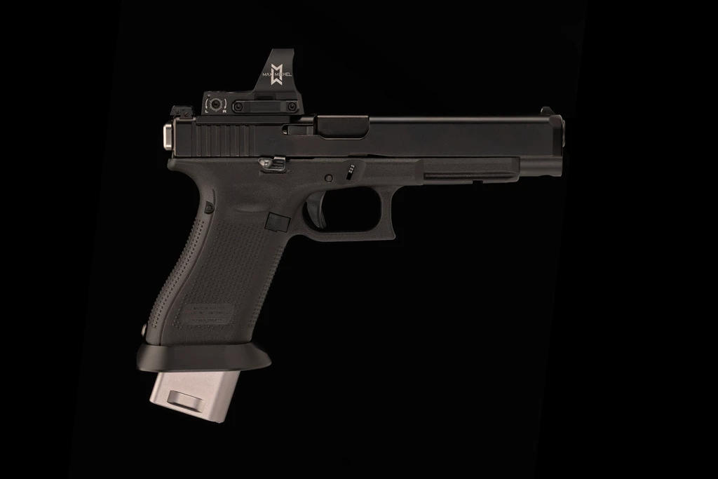 Tactical 140mm Magazine Extension - for Glock Mec-Gar 18rd Magazines
