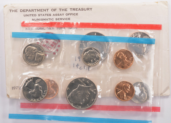 1972 1c Mint Set with Curved Clipped 1972 Cent 