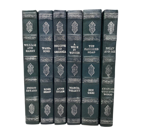 English Fine Leatherbound: Navy / 8.5-9.5