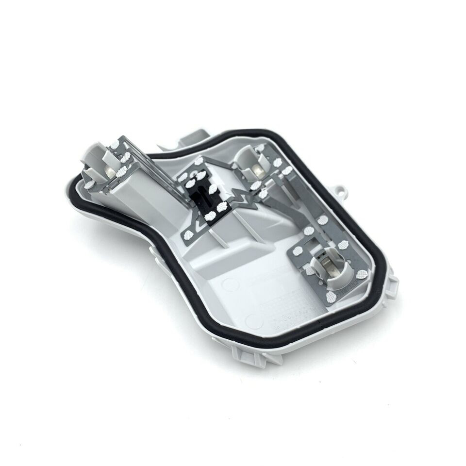Genuine Audi A4 Avant B7 Estate Left Rear Outer Light Bulb Holder - Halogen, OEM