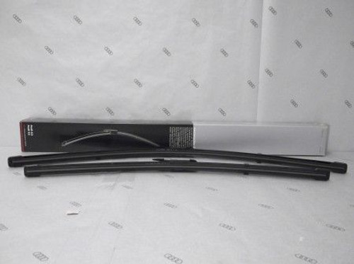 Genuine Audi A3/S3/RS3 2004-2013 Front Wiper Blade Set RHD 
8P2998002A