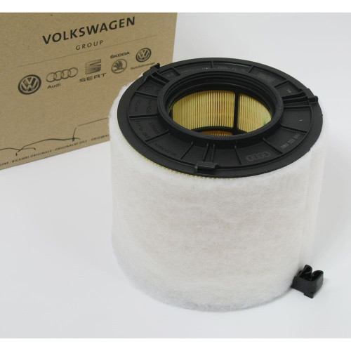 Genuine  Audi A4/A5/Q5 Air Filter (2.0ltr petrol/diesel engines)
8W0133843A