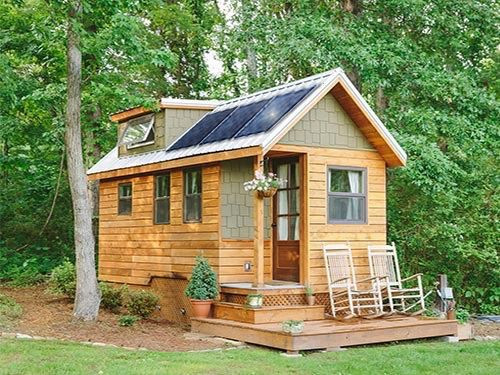 Weekender 640 W AC 4-Panel Solarland 4