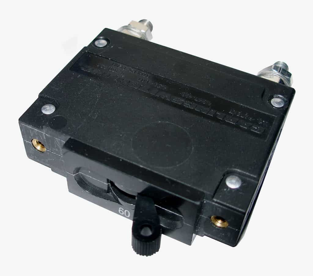 MNEDC70 1