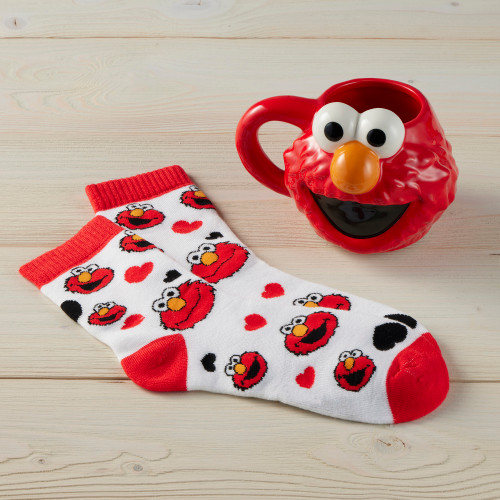 Precious Moments 237403 Sesame Street Elmo And Hearts Mug and