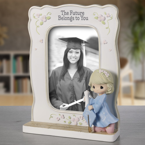 Precious Moments 242429 The Future Belongs To You Resin