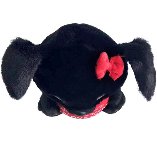 Cutie Pet-tudies 246813 Valentine's Day Black Lab Holding Heart