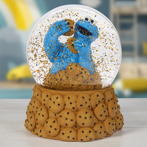 Sesame Street Cookie Monster Nom Nom Musical Snow Globe Sesame Street Cookie Monster Nom Nom Musical Snow Globe