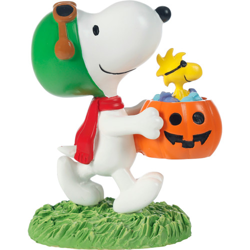 Peanuts 242441 Snoopy Tricks, Treats, And Tails Resin Figurine