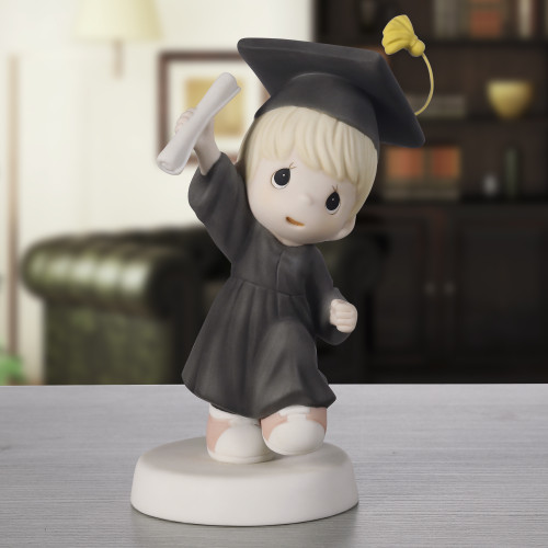 Precious　Moment　1989 Graduation Edition Graduation Gifts, Your Story Is Just Beginning Figurine