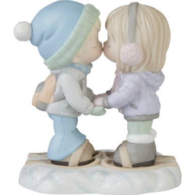 Im Snow In Love With You Figurine