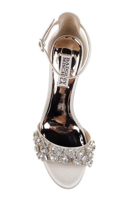 badgley mischka kitten heel